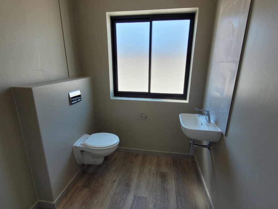 To Let commercial Property for Rent in Killarney Gardens Western Cape